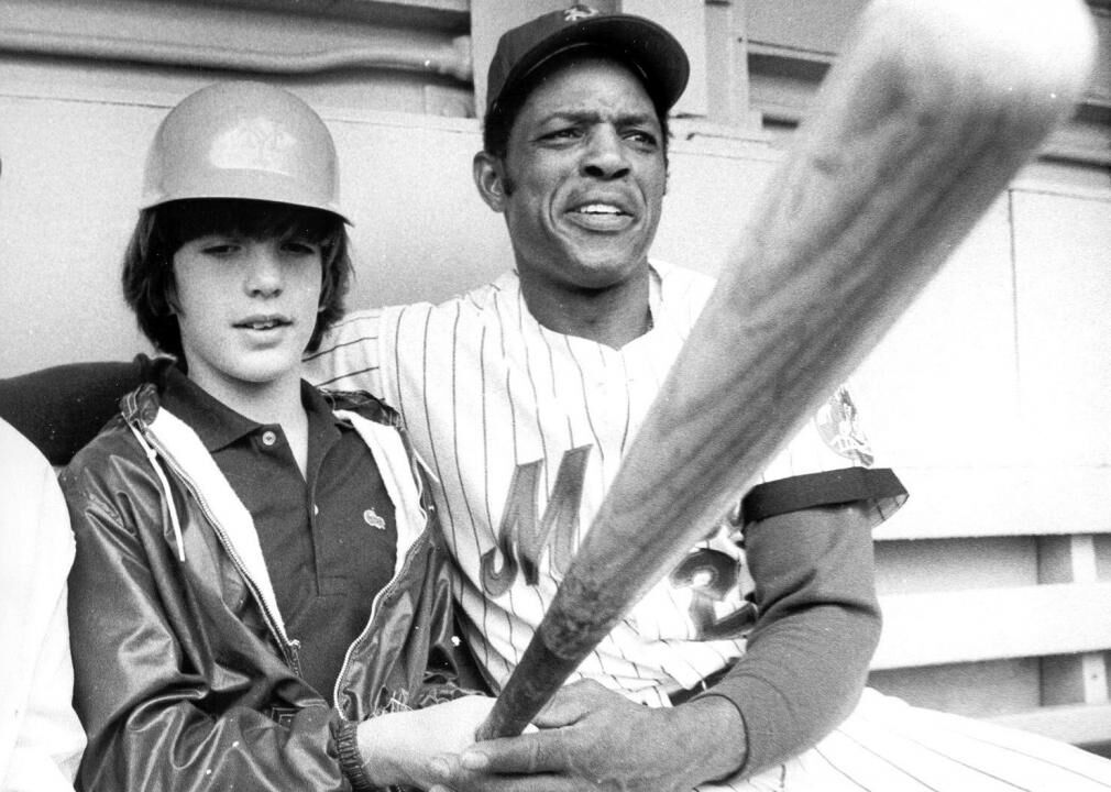 1954: Willie Mays enters the record books